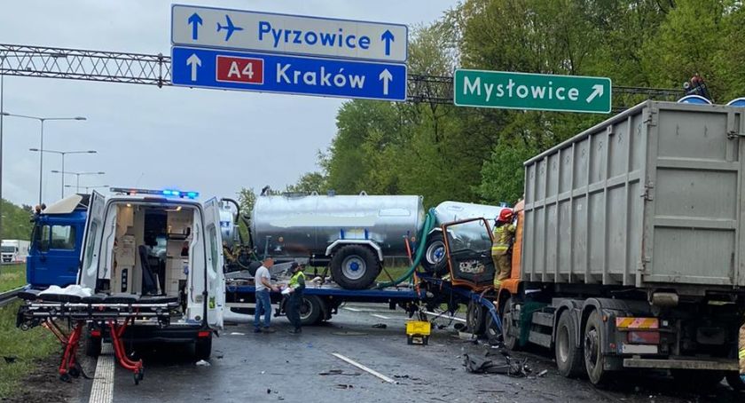 Na A4 zderzyły się 3 ciężarówki