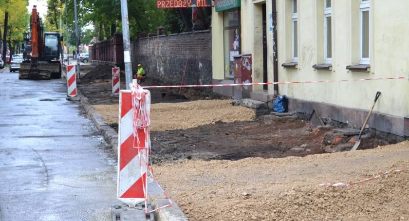 Urząd miasta zapewnia: gruz z Bończyka zniknie