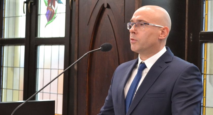 Ile zarabia prezydent Mysłowic?