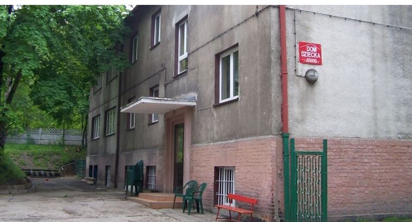 Zamach na stowarzyszenie wspomagające dom dziecka