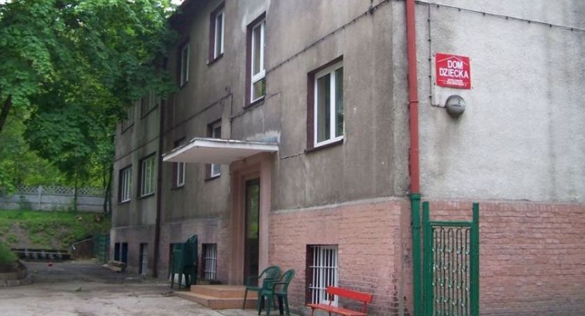 Los stowarzyszenia pomagającego domowi dziecka jeszcze nierozstrzygnięty