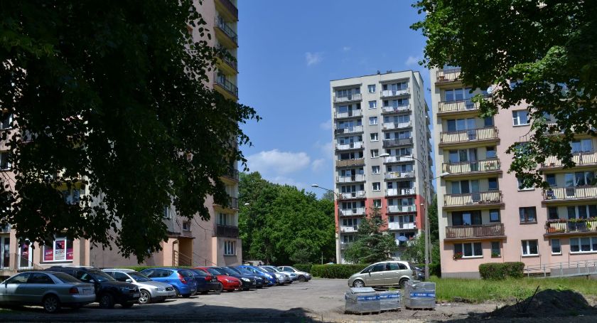 Parkingowy problem przy ul. Kołłątaja
