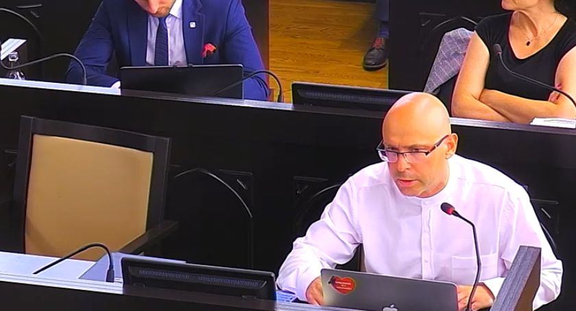 Prezydent zawalił. Jak czeka go za to kara?