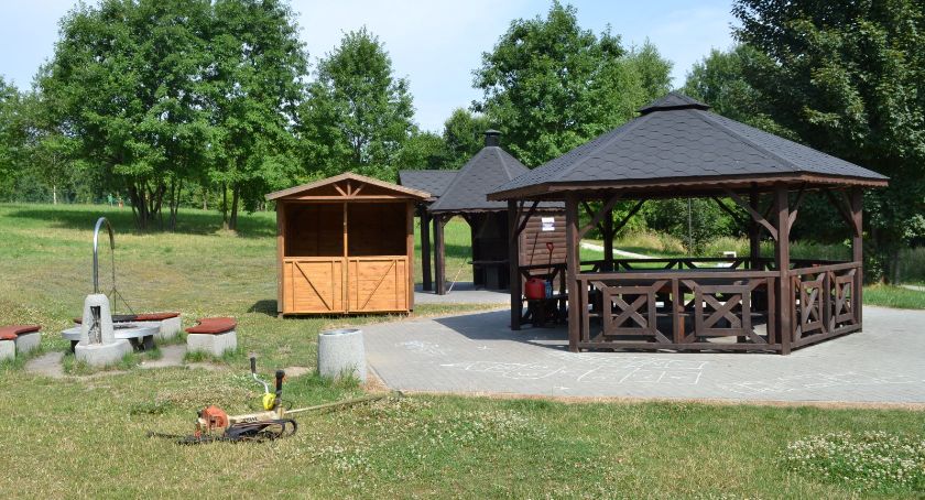 Wracają śniadania na polanie