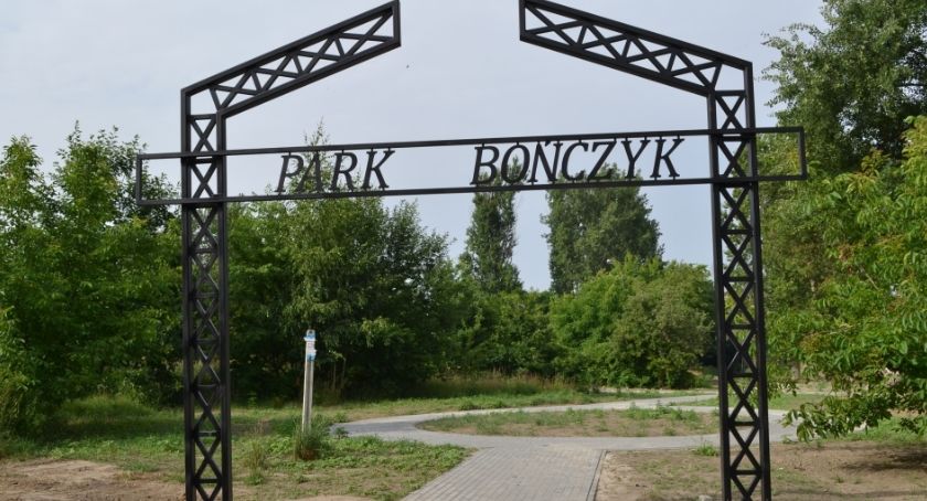Jednym się podoba, innym źle kojarzy