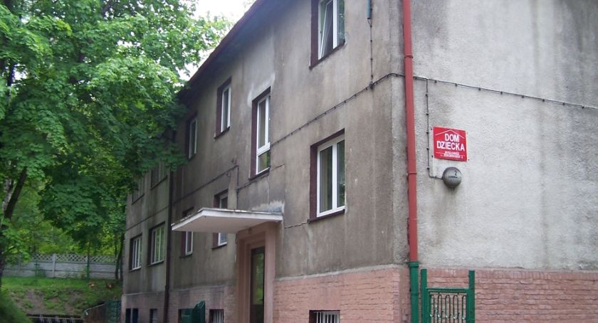 Prezydent Wójtowicz dopuścił do rozwiązania Stowarzyszenia im. Ojca Pio. Teraz dokończy aktu jego likwidacji