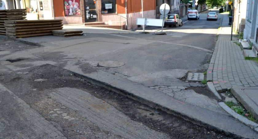 Stare Miasto: mieszkańcy proszą o zapewnienie bezpiecznego dojazdu