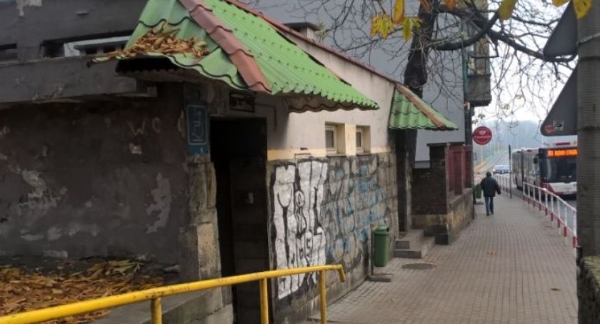 Brak chętnych na przebudowę szaletu