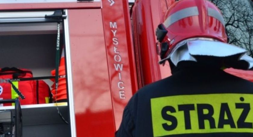 Pożar na ul. Katowickiej. Nie żyje jedna osoba