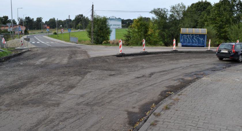 Drogowcy na ul. 3 Maja. Powstaną tutaj dwa ronda