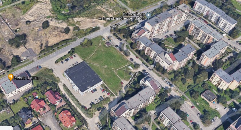 Przy ul. Nowowiejskiego miał powstać parking. Teren zostanie sprzedany?