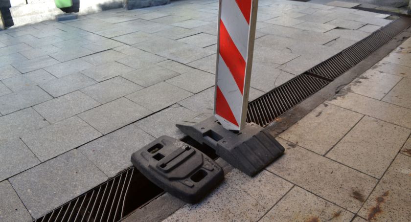 Naprawa usterki w przejściu podziemnym – to skomplikowane