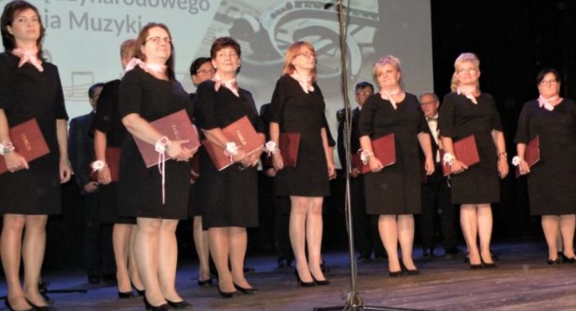 Chór Familia zaprasza na Koncert Jesienny