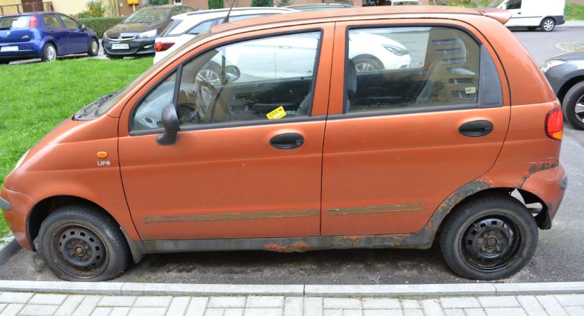 Nowe stawki za usunięcie pojazdów z dróg i parkingów? Zaopiniujmy ich poziom