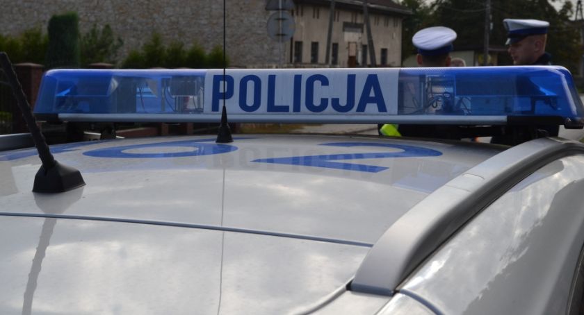 72-letni kierowca wydmuchał 2 promile