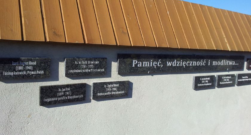 Ściana Pamięci powstaje na cmentarzu w Brzęczkowicach