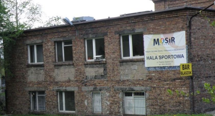 Hala sportowa na Wesołej znów zapomniana?