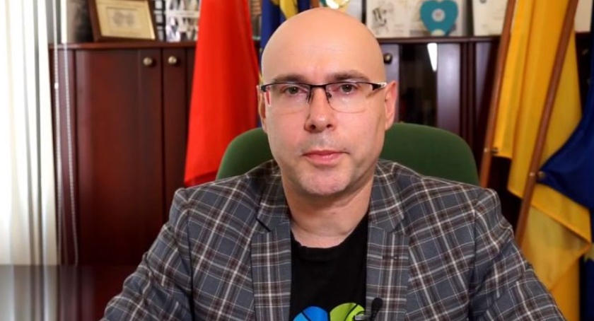 Śledczy mieli zabezpieczyć telefon i laptop Dariusza Wójtowicza