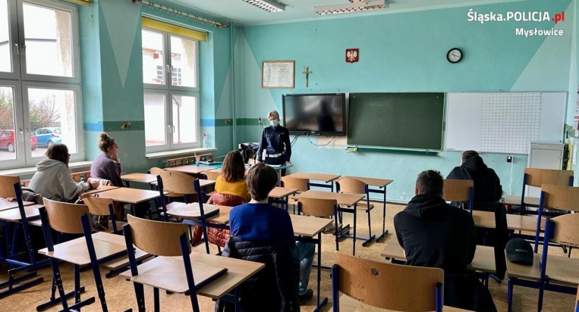 Mysłowiccy policjanci spotkali się z kursantami nauki jazdy
