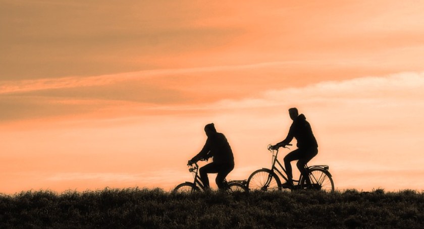 Rowerowy rajd przedświąteczny – z Rynku na Wesołą