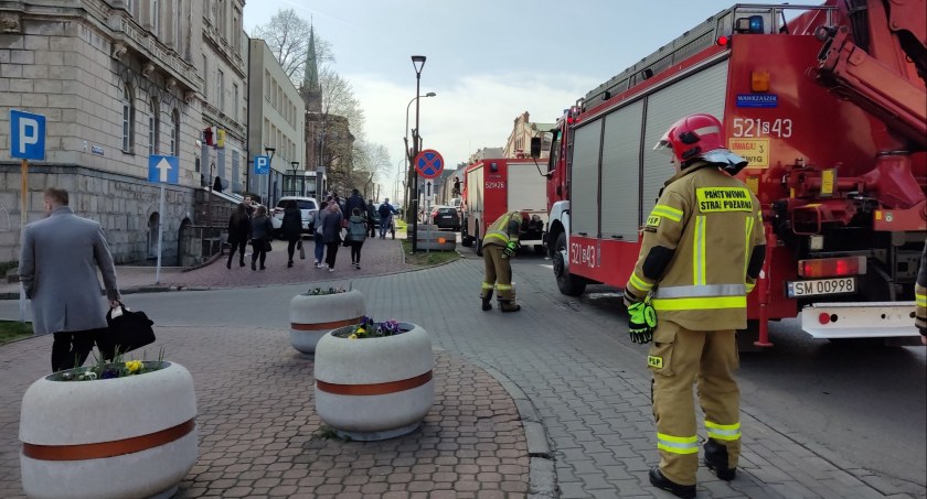 Alarm bombowy w urzędzie miasta okazał się fałszywy