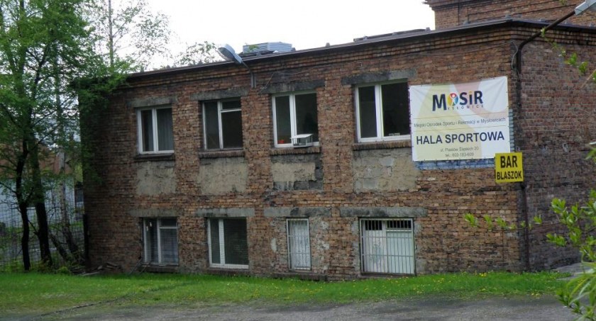Bez nowego przyłącza hala sportowa nie mogłaby funkcjonować. Są pieniądze na jego budowę