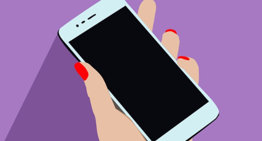 W Parku Zamkowym zgubiono telefon. Właścicielka prosi uczciwego znalazcę o zwrot