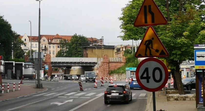 Z półrocznym opóźnieniem rozpoczyna się kolejny etap przebudowy torowiska tramwajowego