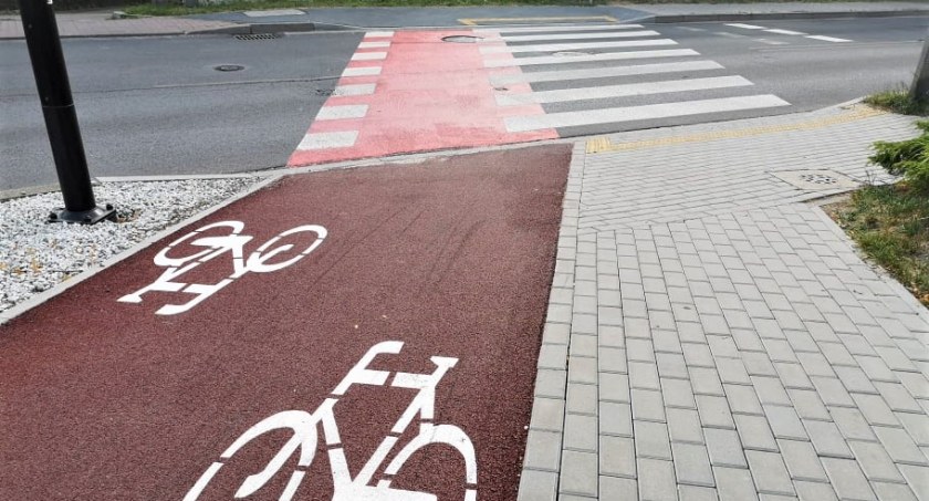 74-letnia kierująca potrąciła 87-letniego rowerzystę