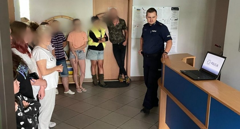 „Safe in Poland” - spotkanie policjantów z uchodźcami z Ukrainy