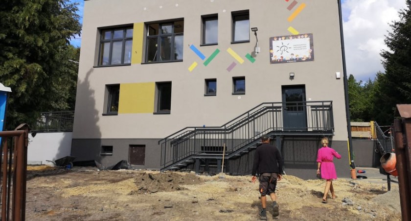 Po wakacjach przedszkolaki wrócą do odnowionych budynków