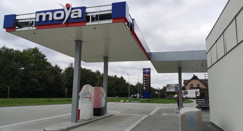 Nowa stacja paliw na Ćmoku. Wiadomo już, pod jakim szyldem