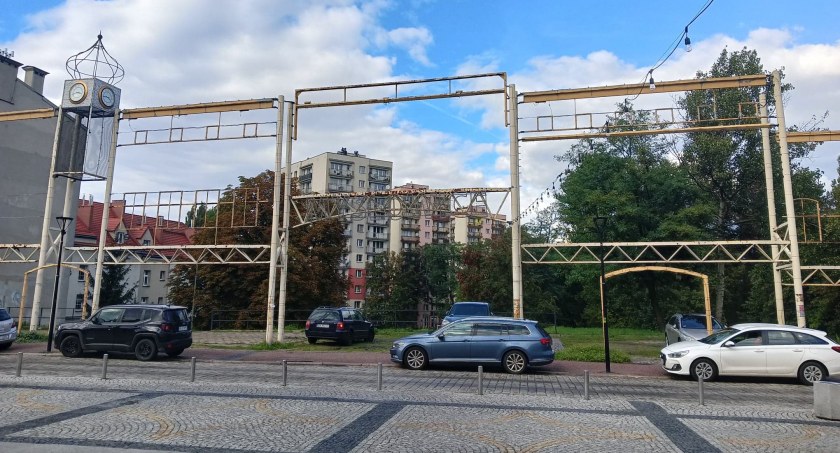 Rurapark raczej nieprędko zniknie z mysłowickiego Rynku
