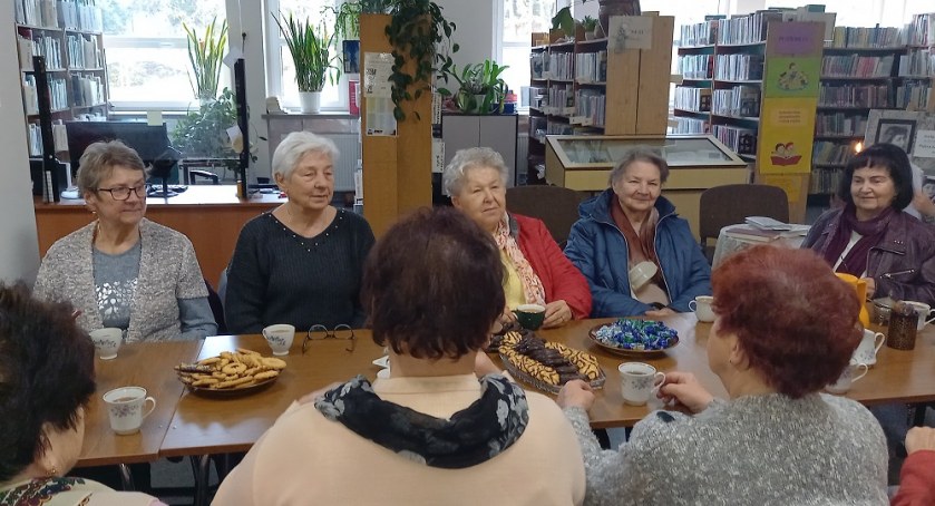 Spotkanie z poezją Haliny Poświatowskiej dla seniorów