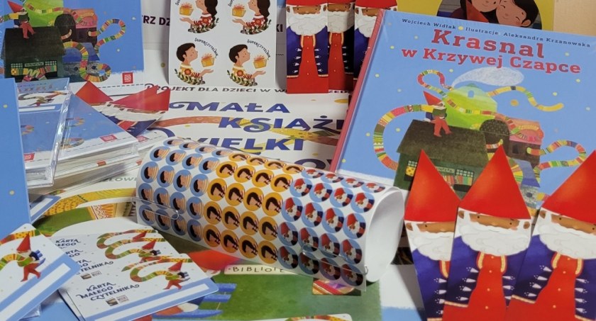 Zabierz dziecko do biblioteki i odbierz książkę w prezencie