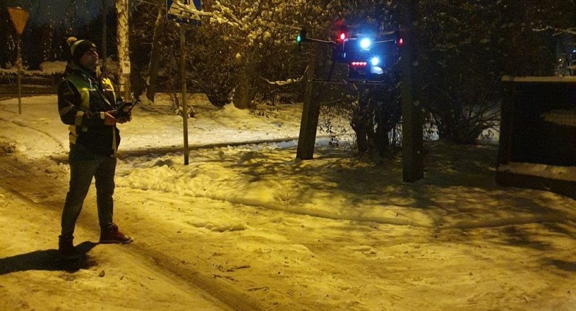 Smogowe drony latały nad Janowem i Ćmokiem