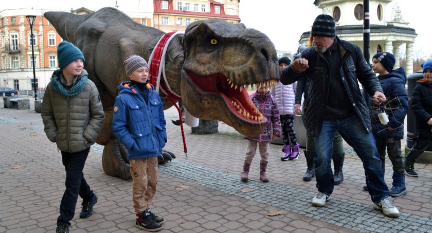 Tyrannosaurus rex spacerował ulicami Mysłowic!