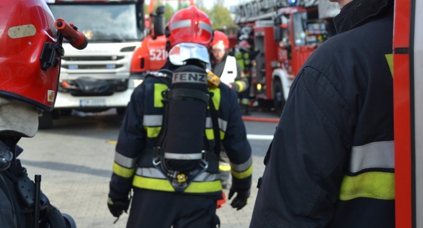 Pożar zniszczył piętro domu jednorodzinnego w Brzezince