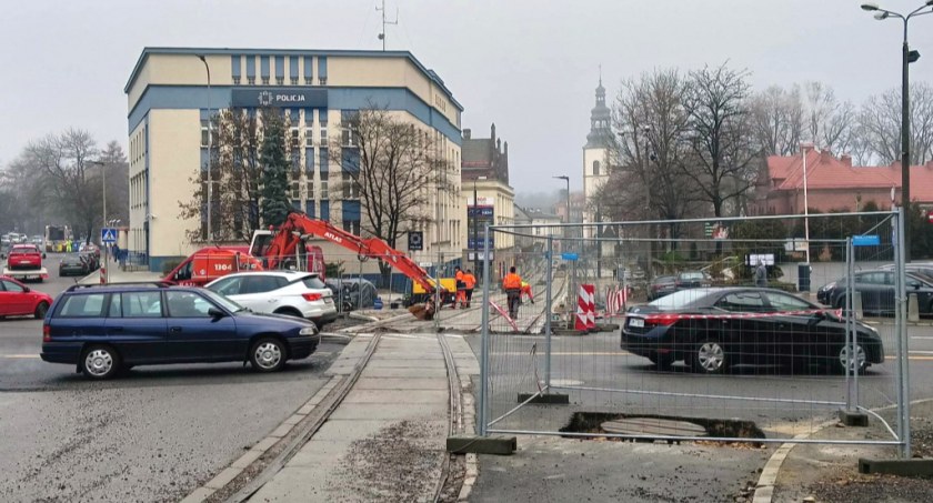 Wykonawca przebudowy tramwajowej odnosi się do zerwania umowy. Chce negocjacji w Prokuratorii Generalnej RP