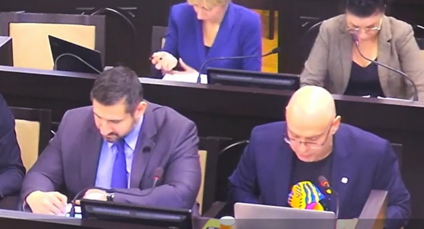 Prezydent czy lokalny monarcha?