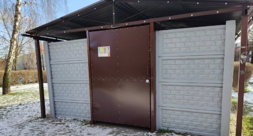„Pancerne” drzwi do śmietników powstrzymają wandali?