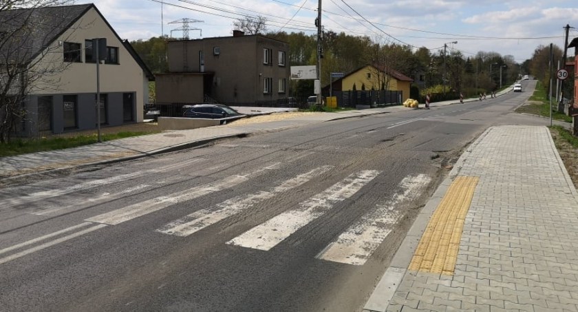 Metropolia wsparła finansowo remont ul. Laryskiej