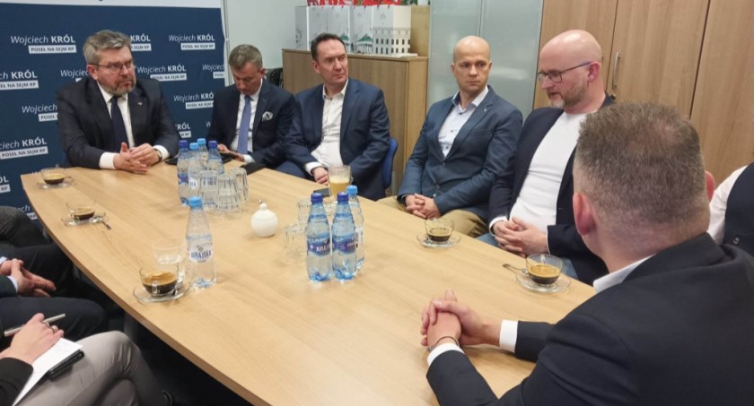 Przeciwnicy budowy kopalni szukają wsparcia