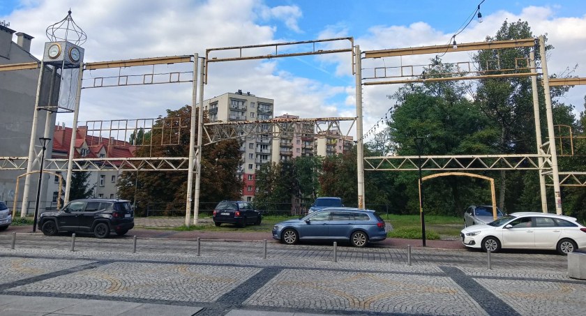 Zmiana organizacji ruchu na Rynku