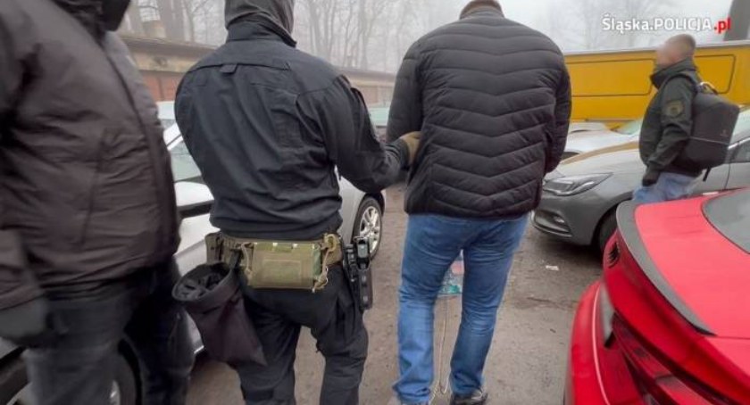Akt oskarżenia dla sprawcy brutalnego napadu na osiedlu Słoneczne Wzgórze