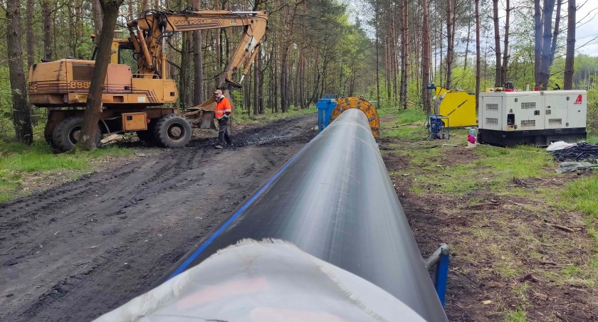 W Kosztowach trwa wymiana magistrali wodociągowej