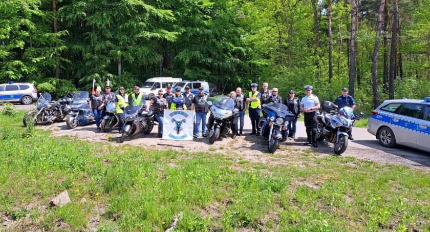 Wspólna akcja motocyklistów, policjantów i strażników miejskich