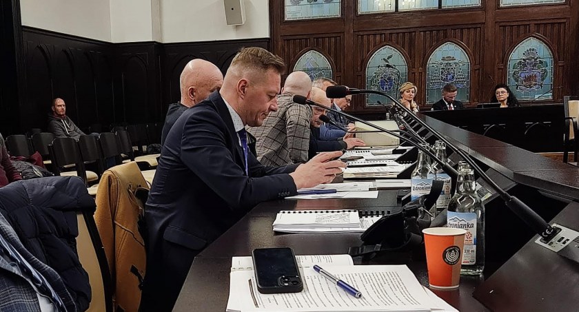 Opozycyjni radni kontra prezydent?