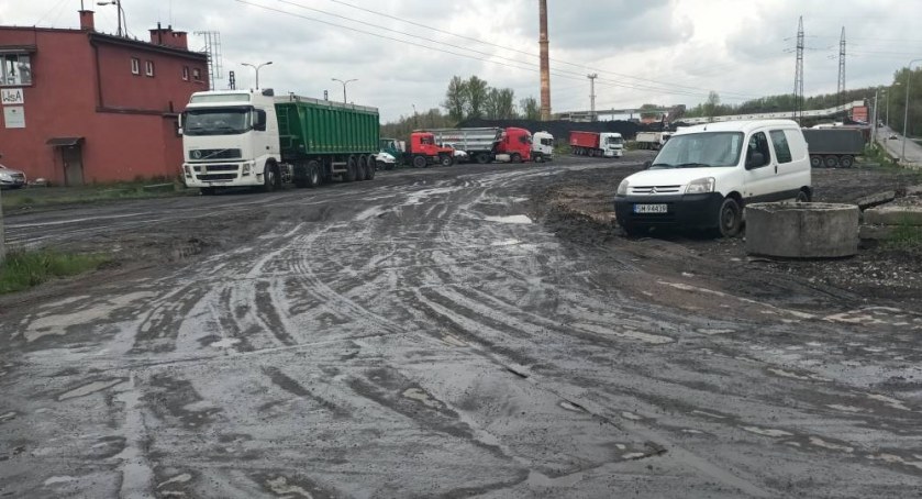 Mieszkańcy Ławek czekają na obiecane spotkanie w sprawie uciążliwości na kopalnianym placu