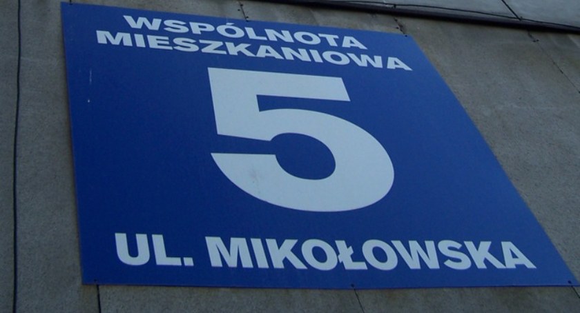 Czy miasto wykupi byłe mieszkania zakładowe?